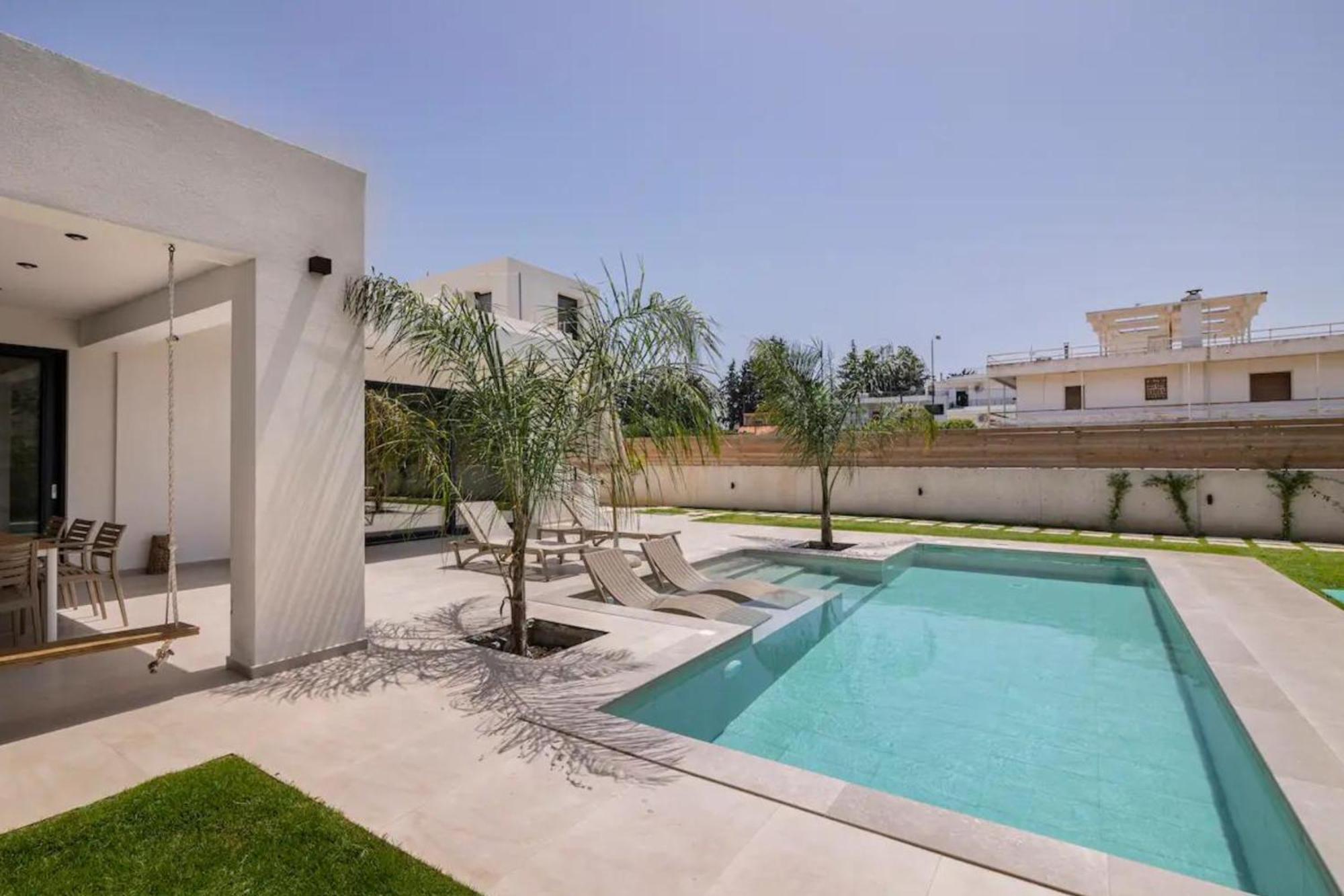 Villa Kala Loutraki - Private Pool & Sauna I Beach 外观 照片