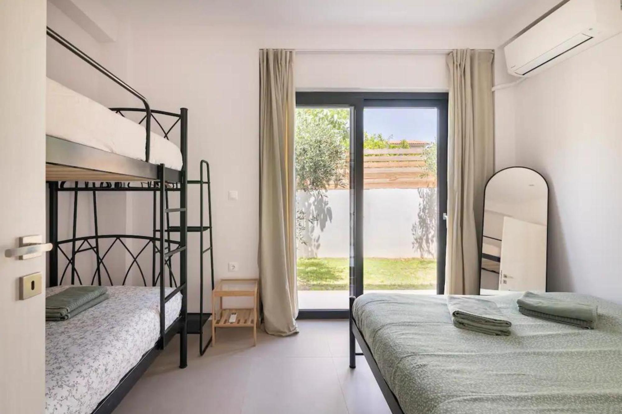 Villa Kala Loutraki - Private Pool & Sauna I Beach 外观 照片